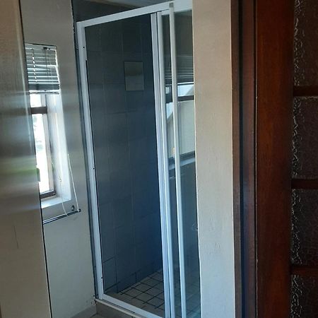 Triple S Guest House Cape Town Ngoại thất bức ảnh